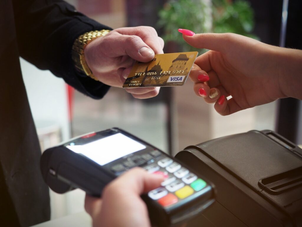 Take Responsibility for Your Credit Purchase With These Tips